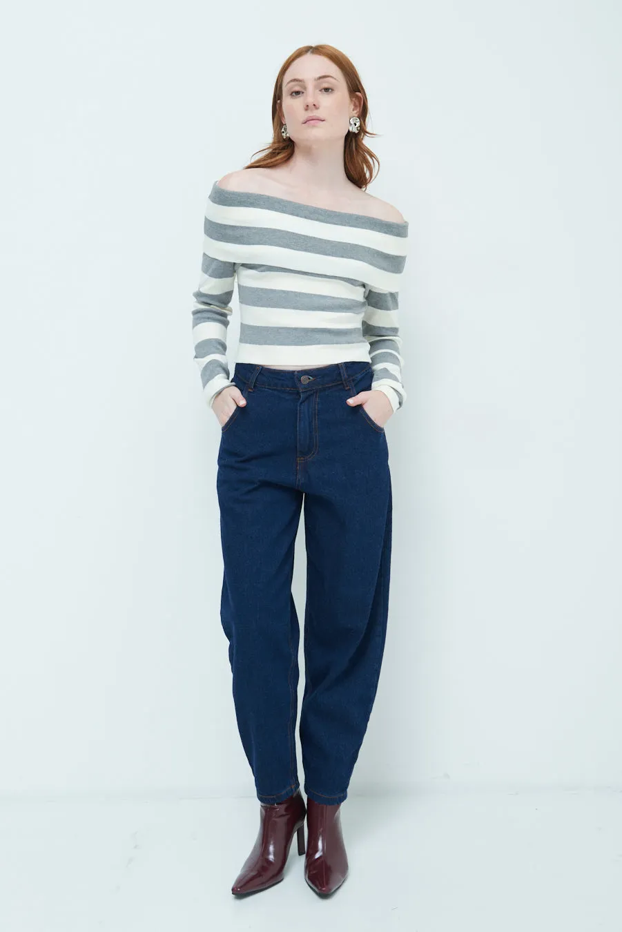 High-waist relaxed fit denim jeans wholesale