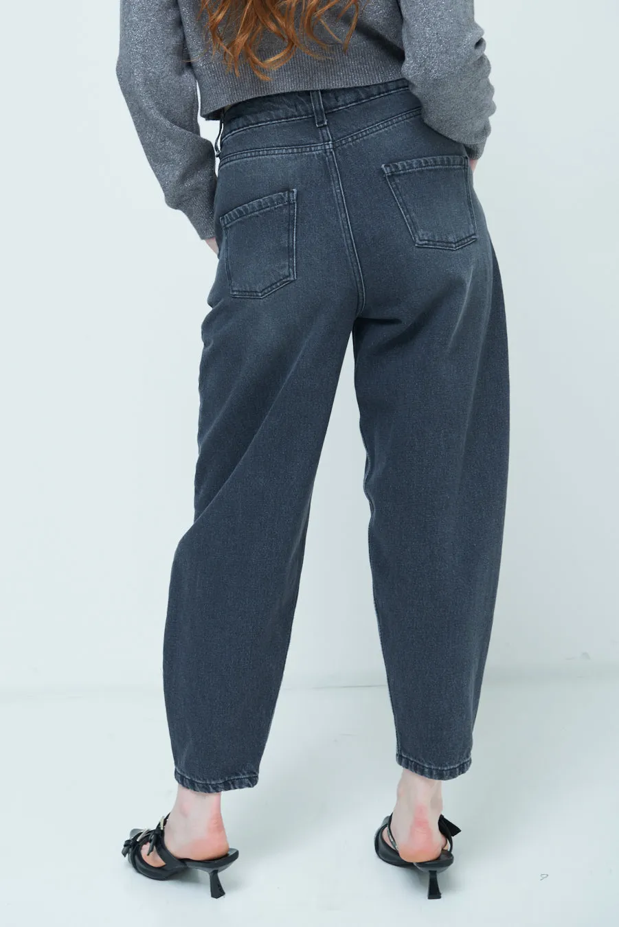 High-waist relaxed fit denim jeans wholesale