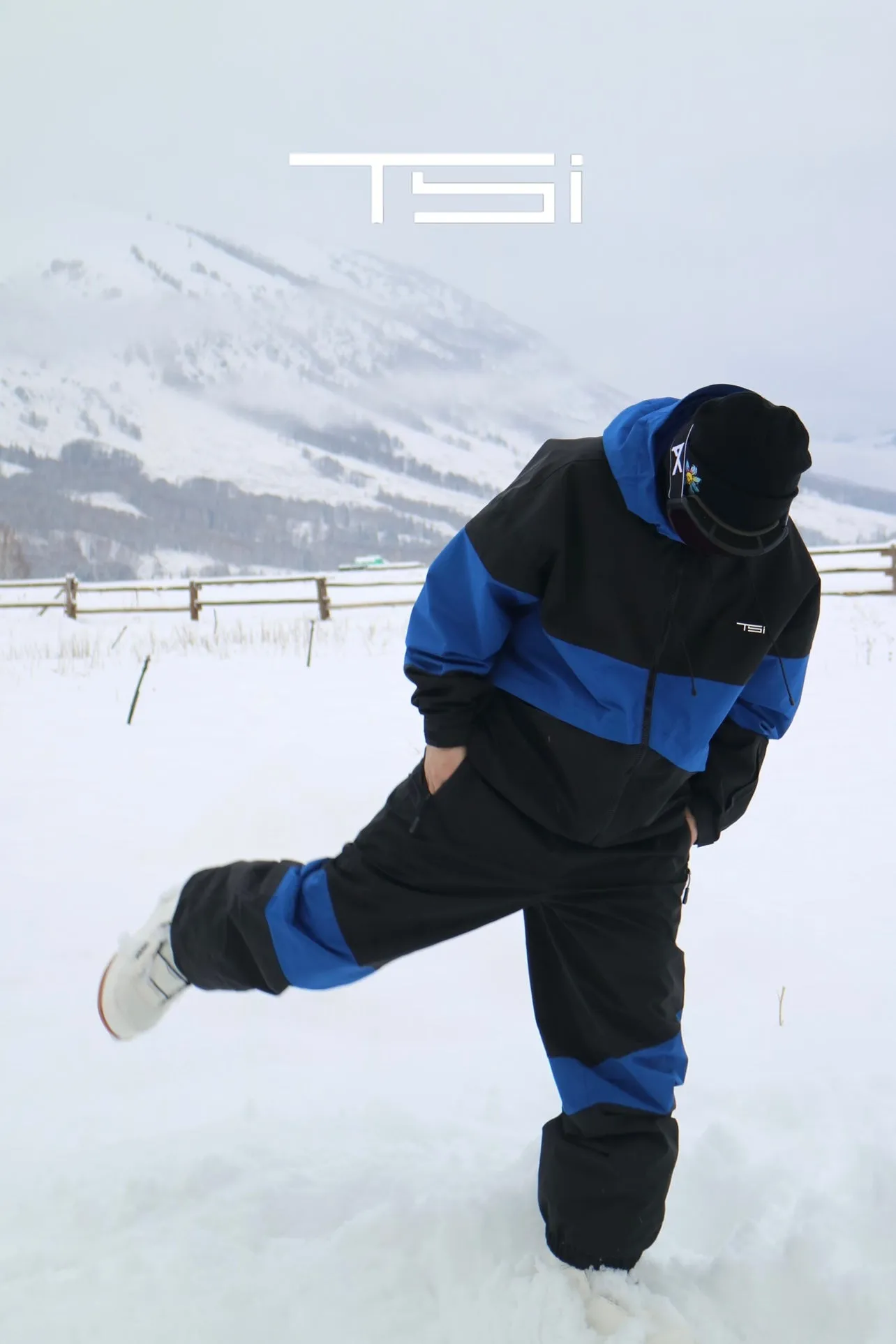 TSI 23/24 Upgraded 3L Black/Navy Snowboarding Jacket & Pants